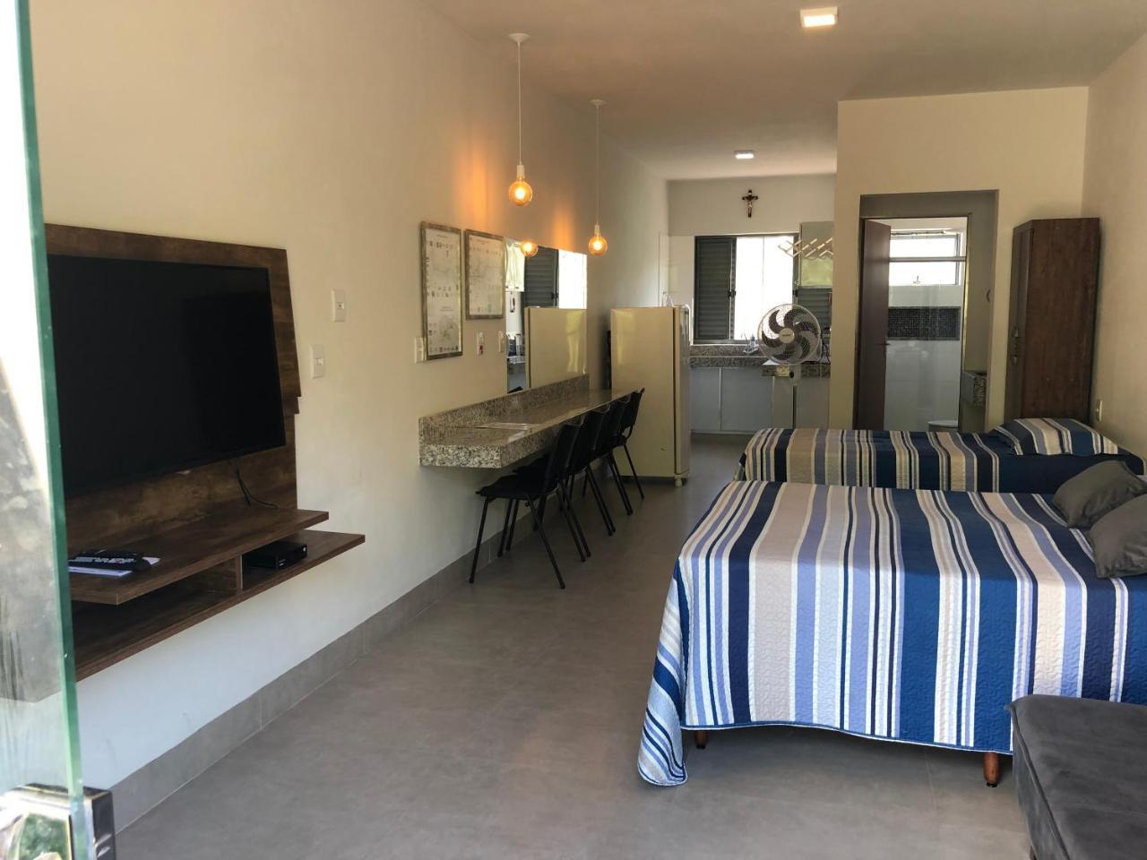 Suites Em Капитолиу Экстерьер фото